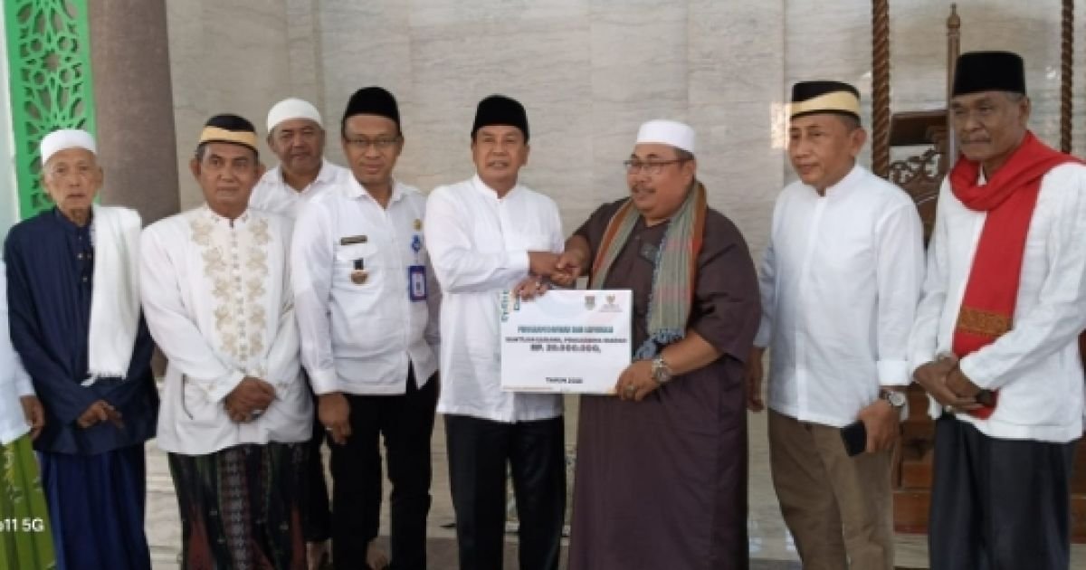 Camat Rajeg Dampingi Bupati Jumat Keliling di mesjid Jami Al-Huda
