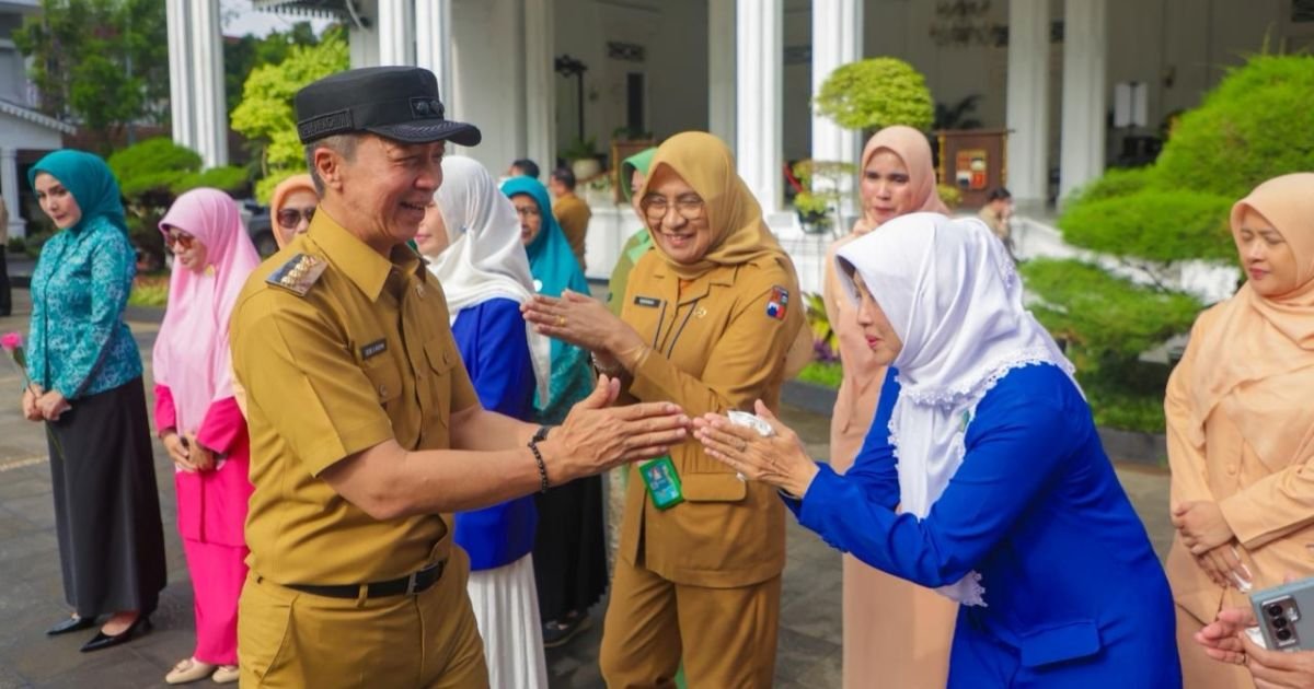 Momen Haru Peringatan Hari Ibu, Dedie Rachim Ajak ASN Sampaikan Cinta untuk Ibu