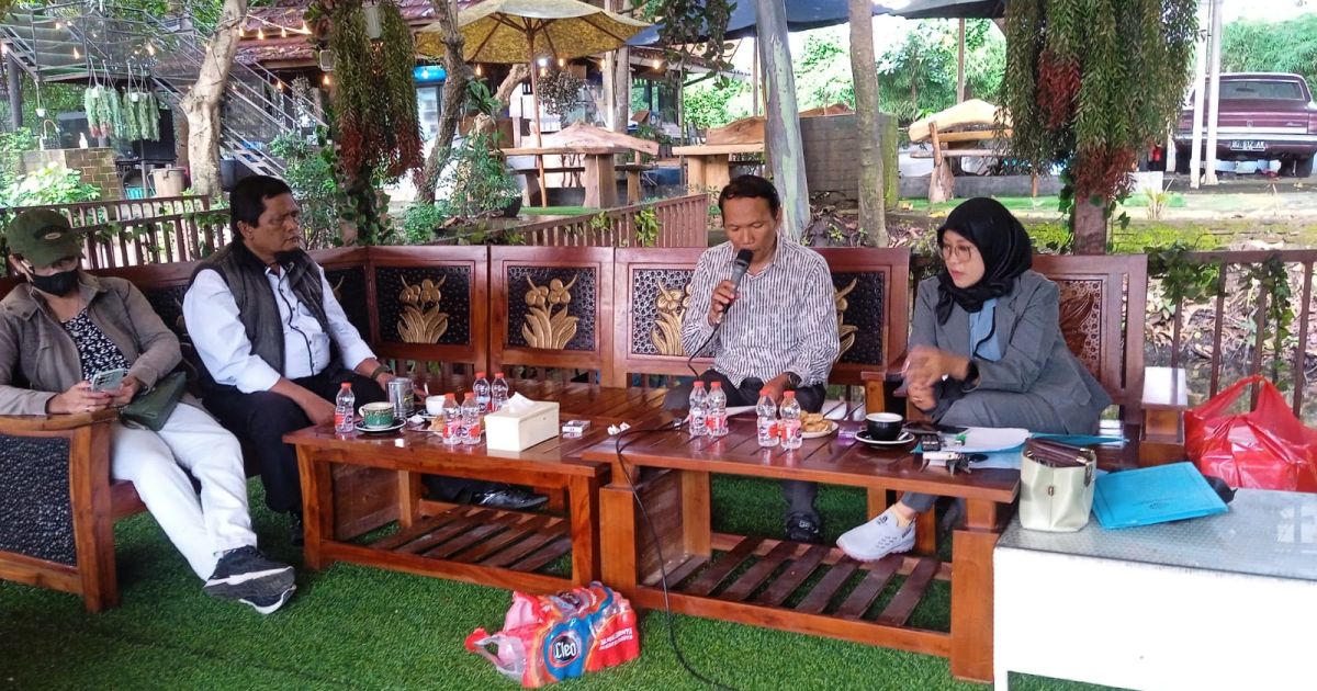 Cafe LULA Menjadikan Tempat Momentum Bagi Tim Media Pelitagemilang Gelar Edukasi Dan Silaturahmi