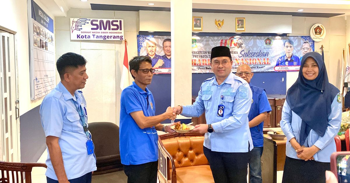 Potong Tumpeng HPN, PWI dan PDAM Tirta Benteng Kompak Perkuat Sinergi