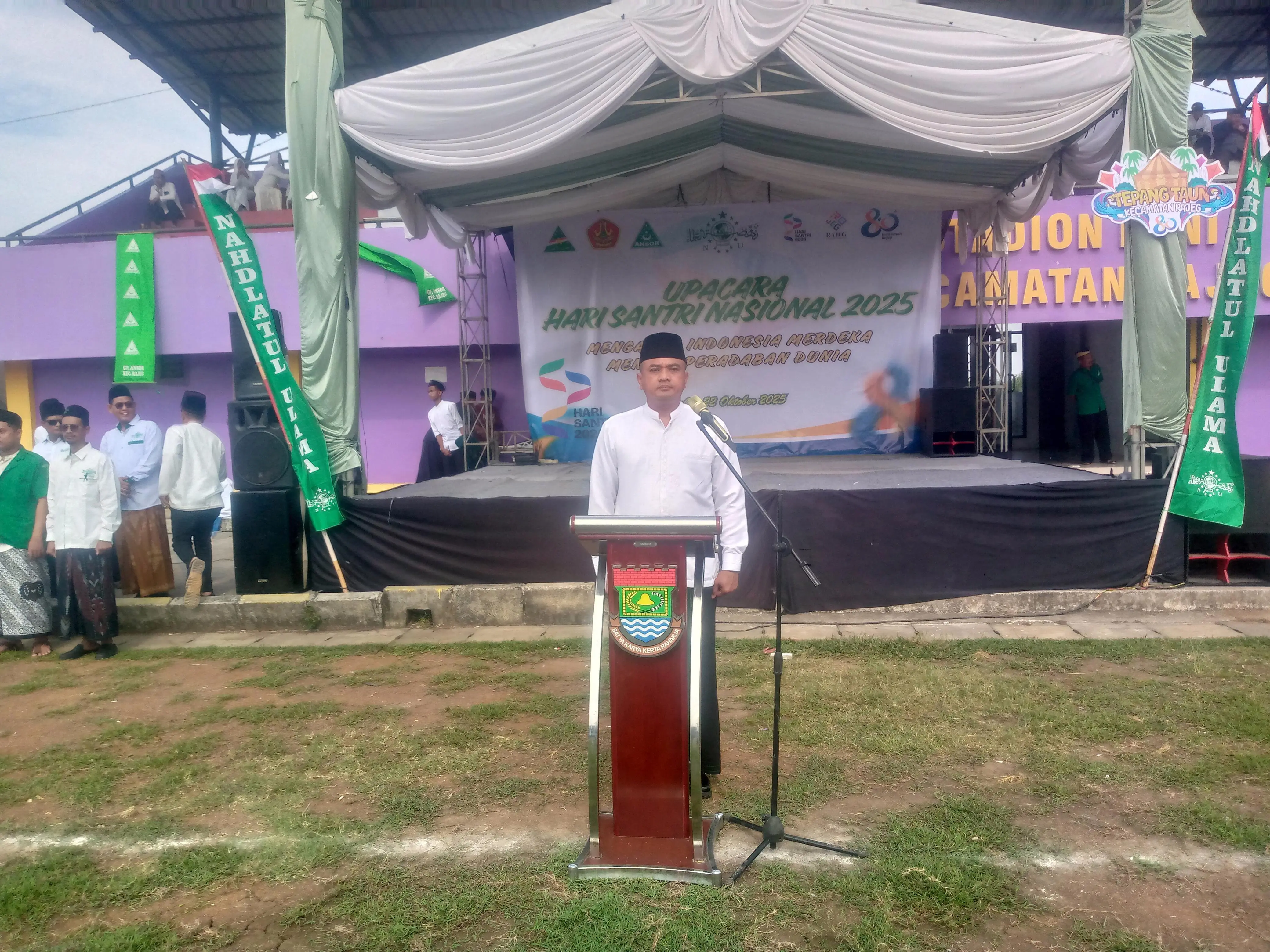 Pemerintah Kecamatan Rajeg Gelar Upacara Hari Santri Bersama Para Santri se Kecamatan Rajeg